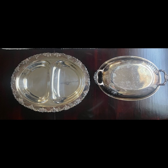 Old English Silver Plated Covered Entree Tray - Picture 3 of 13